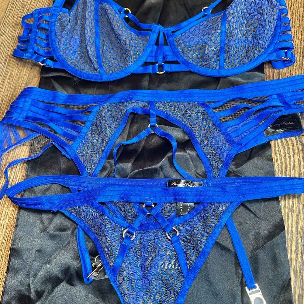 Doolie Honey Birdette Set